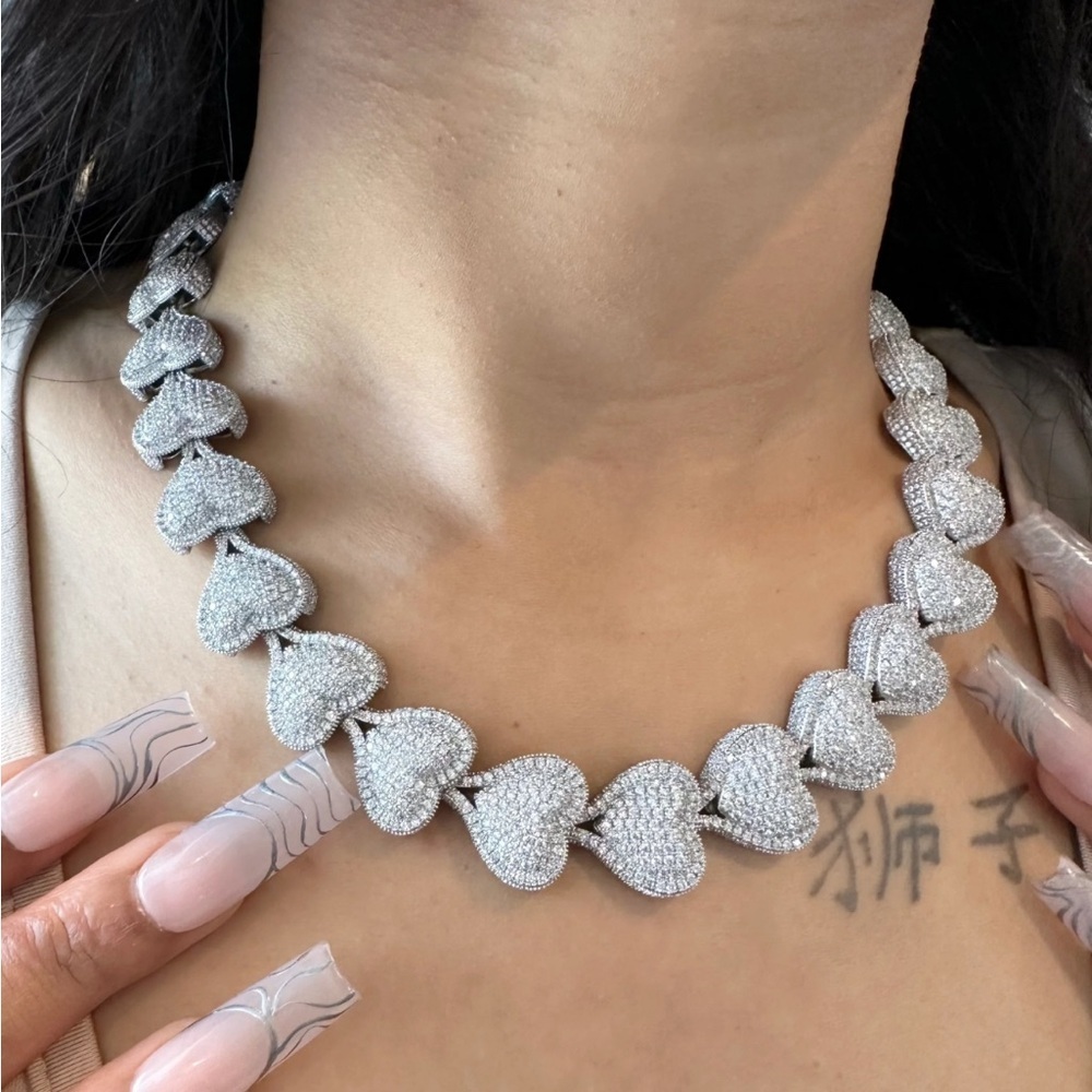 Silver Heart Necklace 16inch - Picture 2 of 7